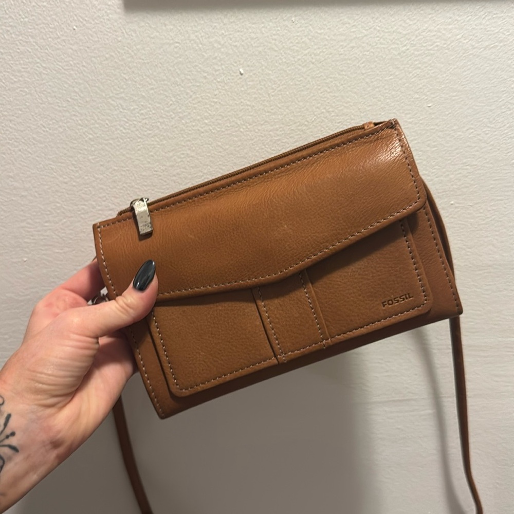 FOSSIL leather travel wallet